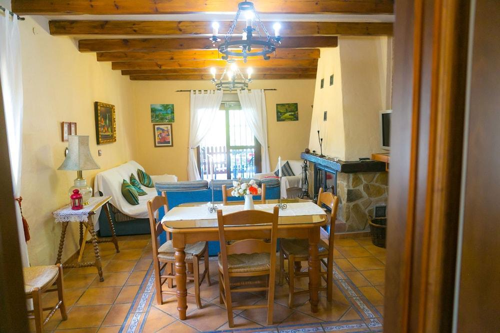 لا خويا Casa Rural La Parada المظهر الخارجي الصورة